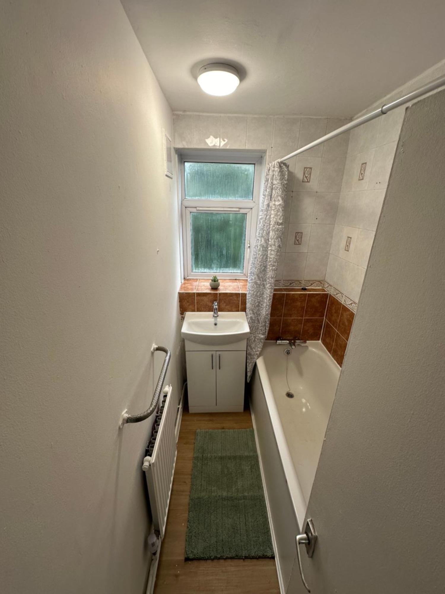 Shared In A Luxury 3 Bedroom Flat In Aldgate, E1!central Apartamento Londres
